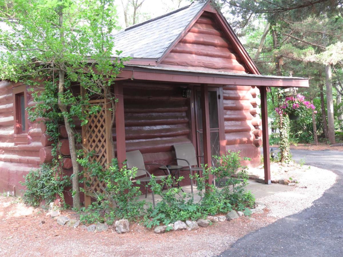 Tall Pines Inn Eureka Springs Exterior photo