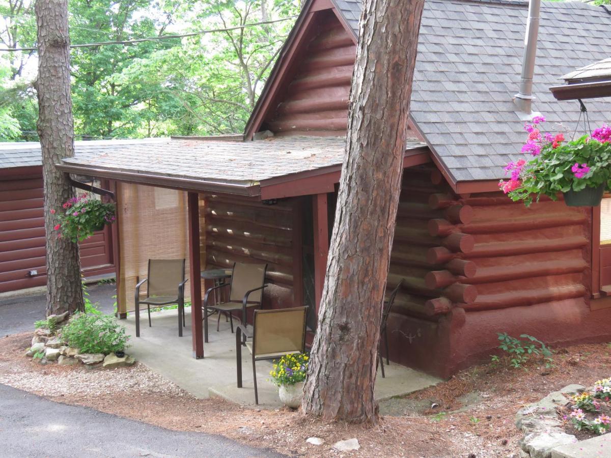 Tall Pines Inn Eureka Springs Exterior photo